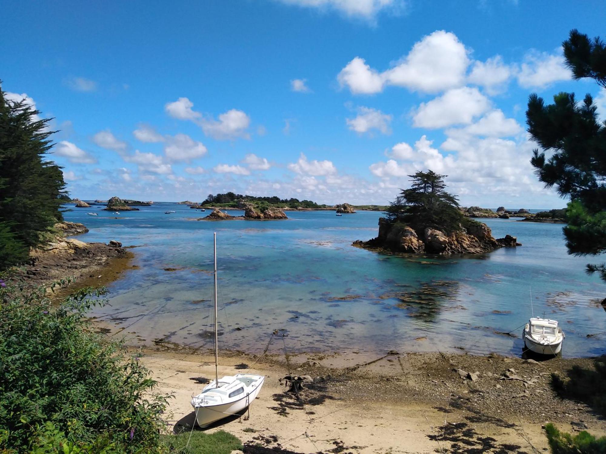 Chambre D'Hote Proche Mer Yvias エクステリア 写真